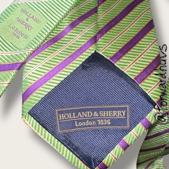 Holland & Sherry London 1836 Necktie – Timeless Luxury in 100% Silk - Picture 6 of 9